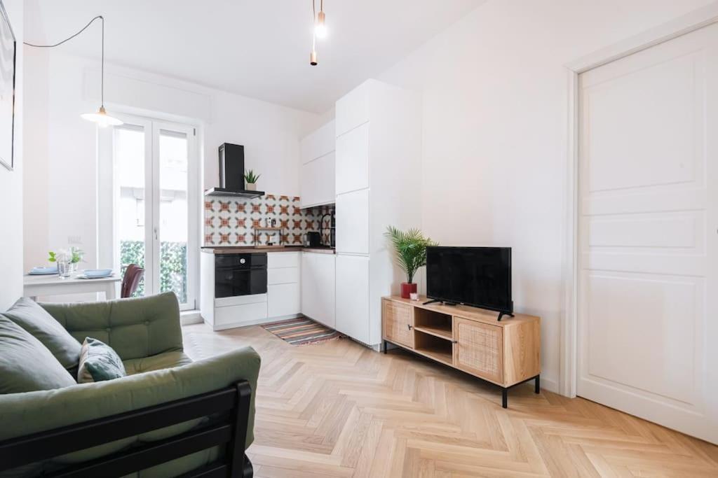 Easylife - Apartment With Balcony Near Navigli Mailand Exterior foto