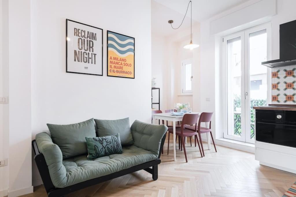 Easylife - Apartment With Balcony Near Navigli Mailand Exterior foto