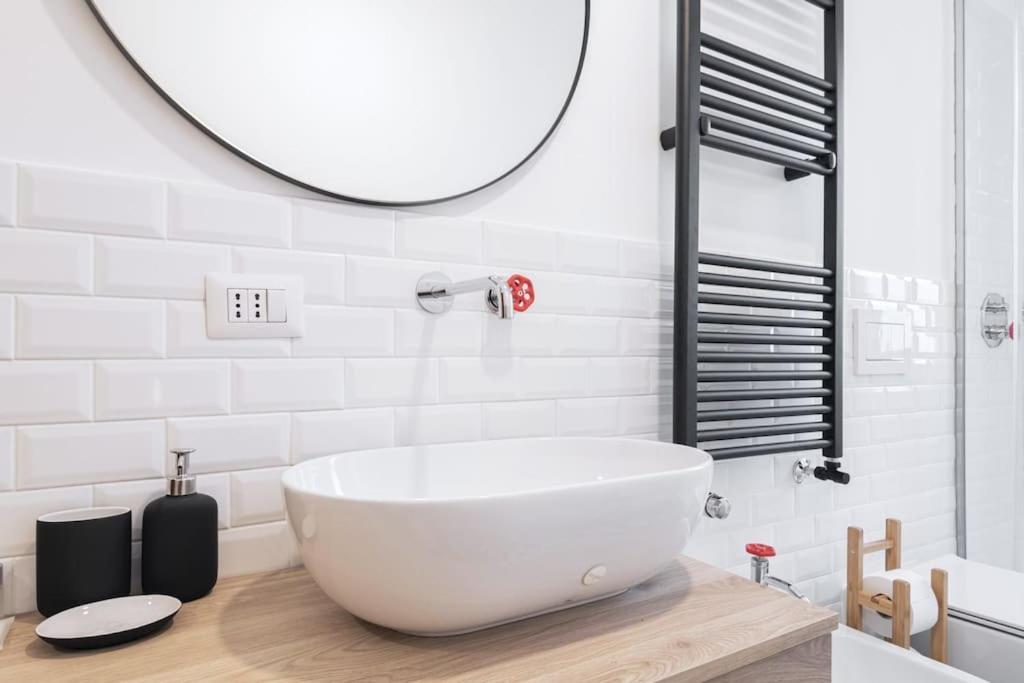 Easylife - Apartment With Balcony Near Navigli Mailand Exterior foto