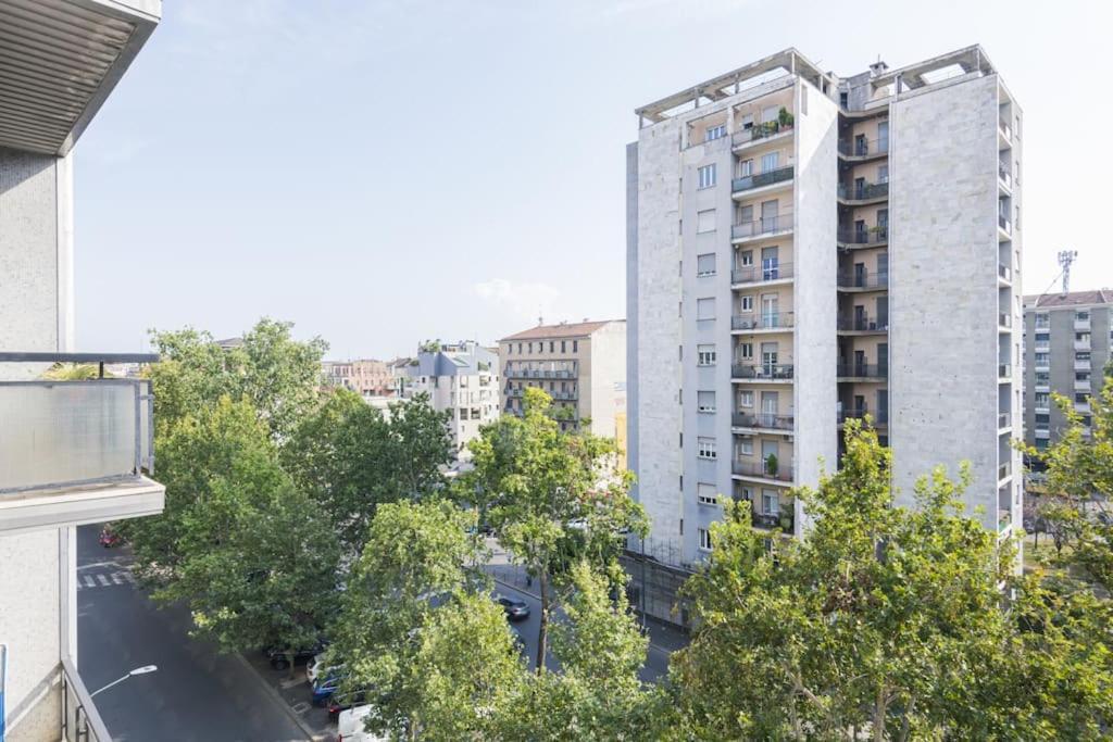 Easylife - Apartment With Balcony Near Navigli Mailand Exterior foto